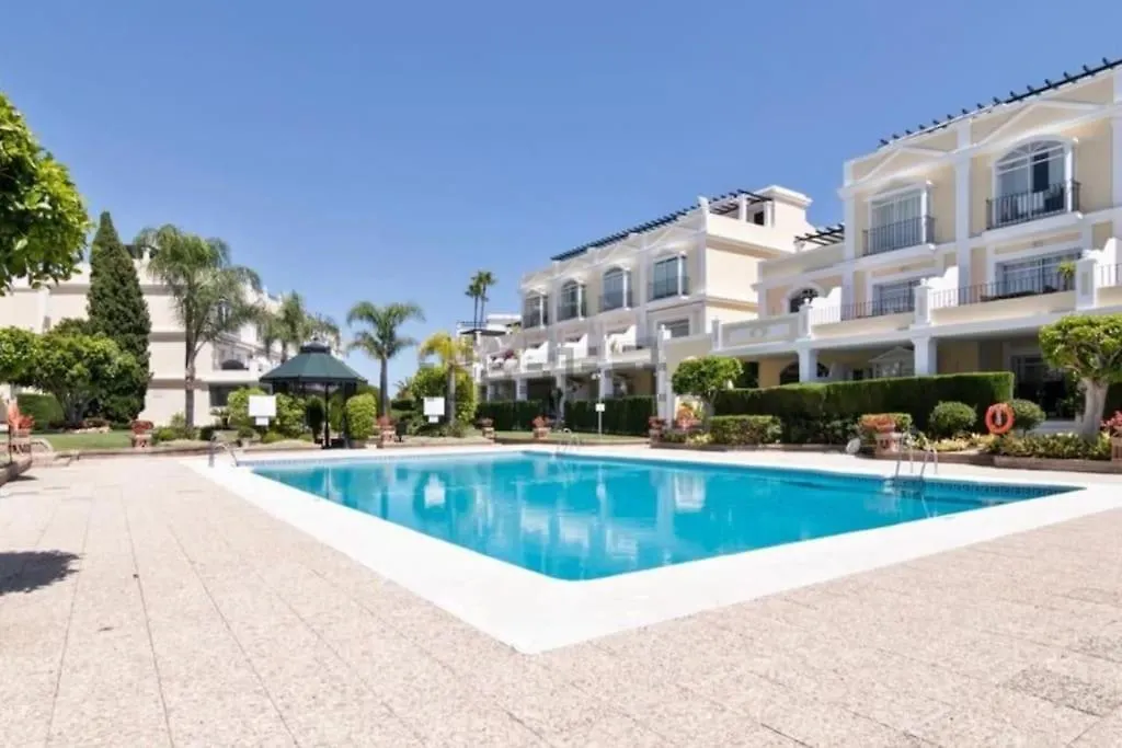 Stunning & Ultra Central 3 Bed, Walk Everywhere! Marbella Spain