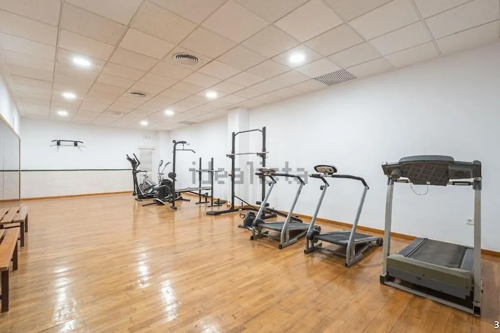 Apartment Stunning & Ultra Central 3 Bed, Walk Everywhere! Marbella