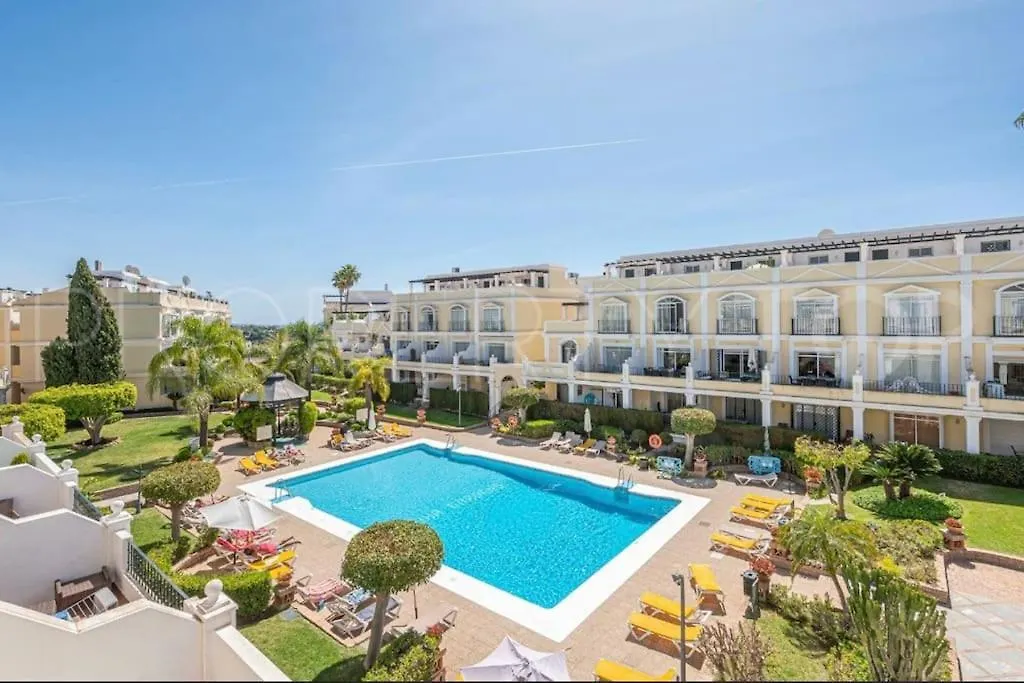 Stunning & Ultra Central 3 Bed, Walk Everywhere! Marbella